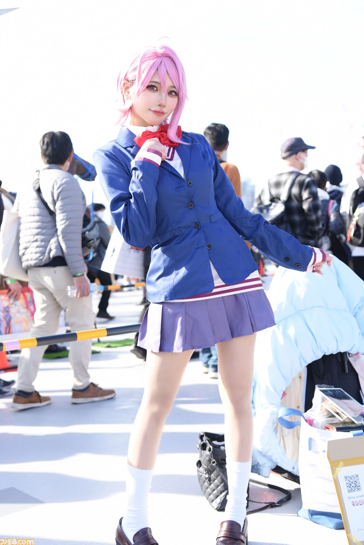 a8124b75feb62dfcdefe36f10a0328fc3.jpg