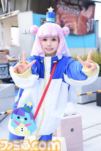 コミケ105はコスプレも熱い！ 『ドラクエ3 リメイク』勇者＆賢者、花嫁姿の『ニーア』2B、『着せ恋』喜多川バニー、『葬送のフリーレン』メトーデなど