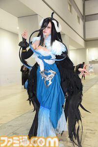 コミケ105はコスプレも熱い！ 『ドラクエ3 リメイク』勇者＆賢者、花嫁姿の『ニーア』2B、『着せ恋』喜多川バニー、『葬送のフリーレン』メトーデなど