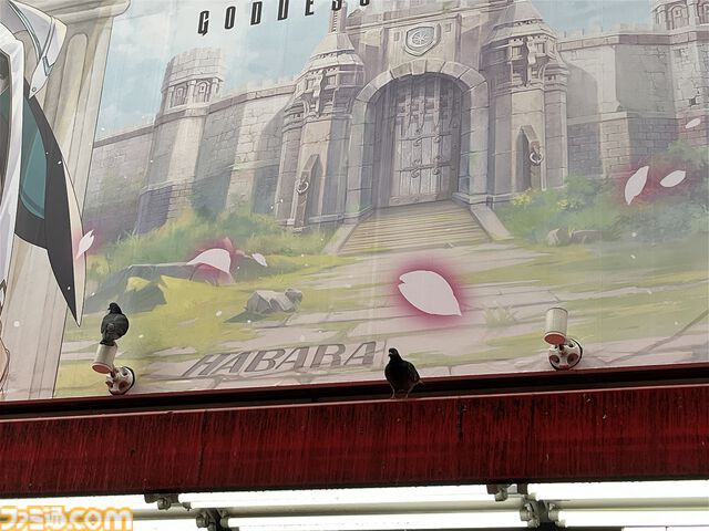 【NIKKE】秋葉原ドンキの巨大広告が展示。看板に隠されたCDKEYのピースをつなげるとジュエル300個がもらえる【ニケ】