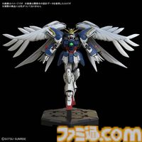 約5cmのガンプラで戦うミニチュアゲーム『ガンダムアッセンブル』発表。RX-78-2、ウイングゼロEW、エアリアルなど歴代MSが集結