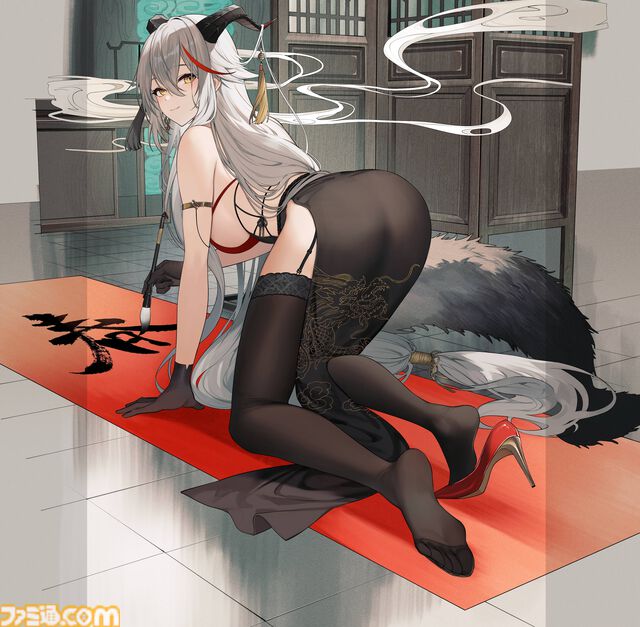 『ヴァイスシュヴァルツ』×『アズールレーン』コラボ開発インタビュー。『アズレン』では見られないアングルがすごい。28種の描き起こしイラストに見る、6歳から遊べるゲームとは思えない情熱