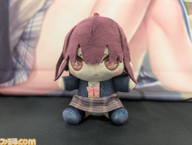 『制服カノジョ2』初恋BOXには桃尻芹香グッズ満載。ファミ通DXパックの豪華特典で彼女たちと夢のひとときを