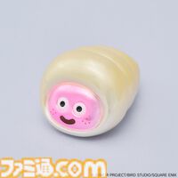 『ドラクエ』スライムたちがバレンタインデーにぴったりなチョコレートやぬいぐるみとなって登場。特設サイトではラッピングアイデアも公開中