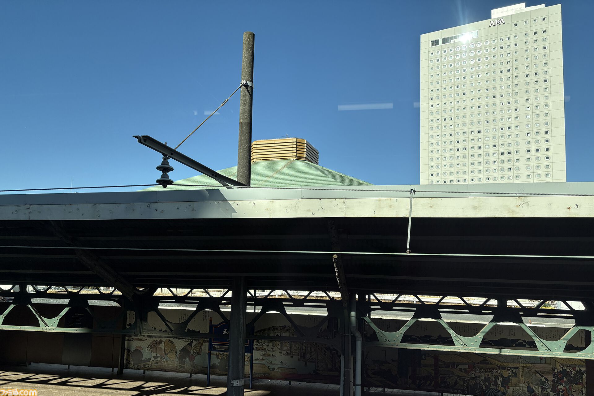 『運任せの召喚士』電車の駅ですごろくをすると楽しい。プレイ結果をさいころ代わりに東京・平井や遠くに行くし名物グルメも食べる。