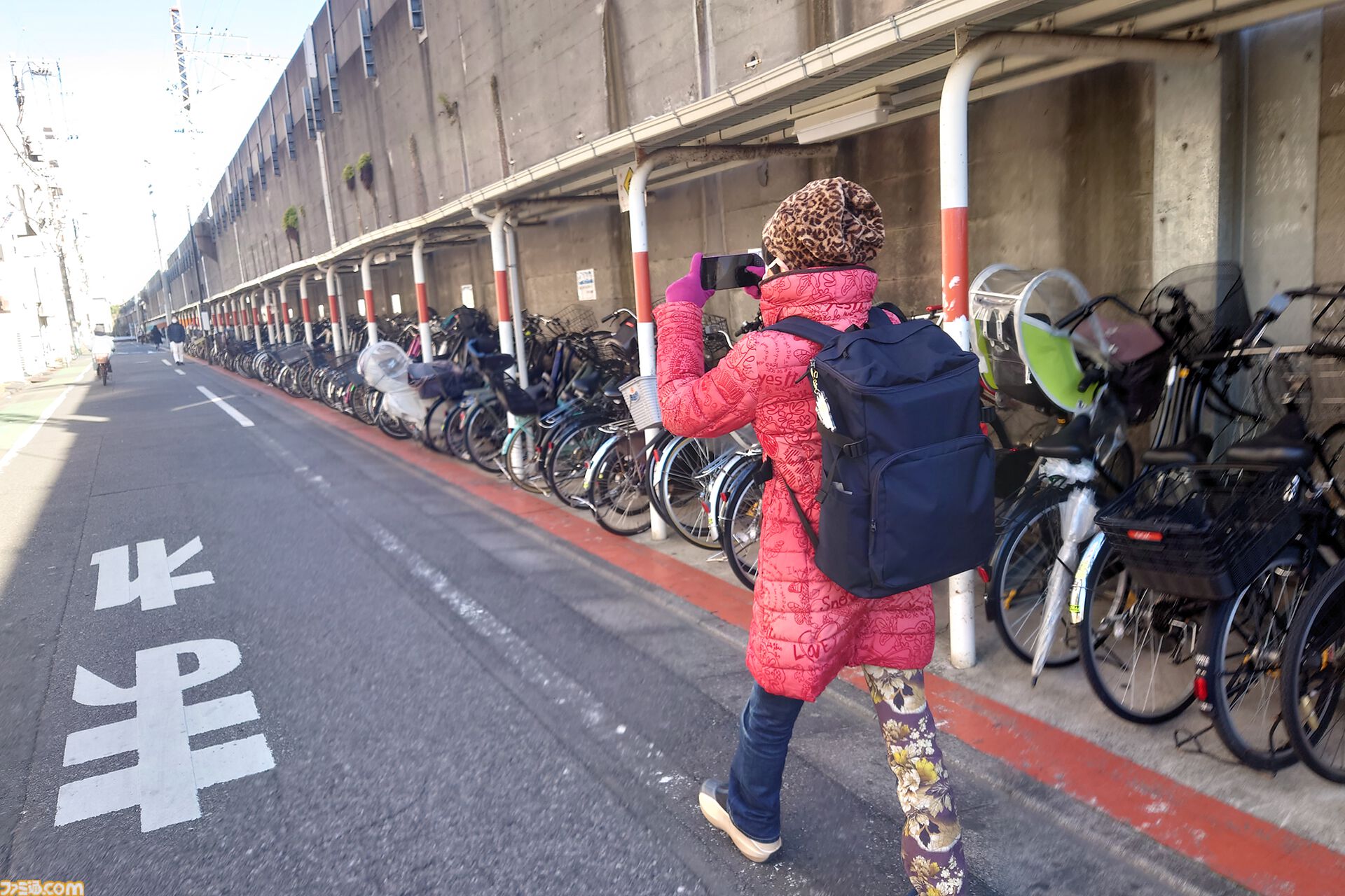 『運任せの召喚士』電車の駅ですごろくをすると楽しい。プレイ結果をさいころ代わりに東京・平井や遠くに行くし名物グルメも食べる。