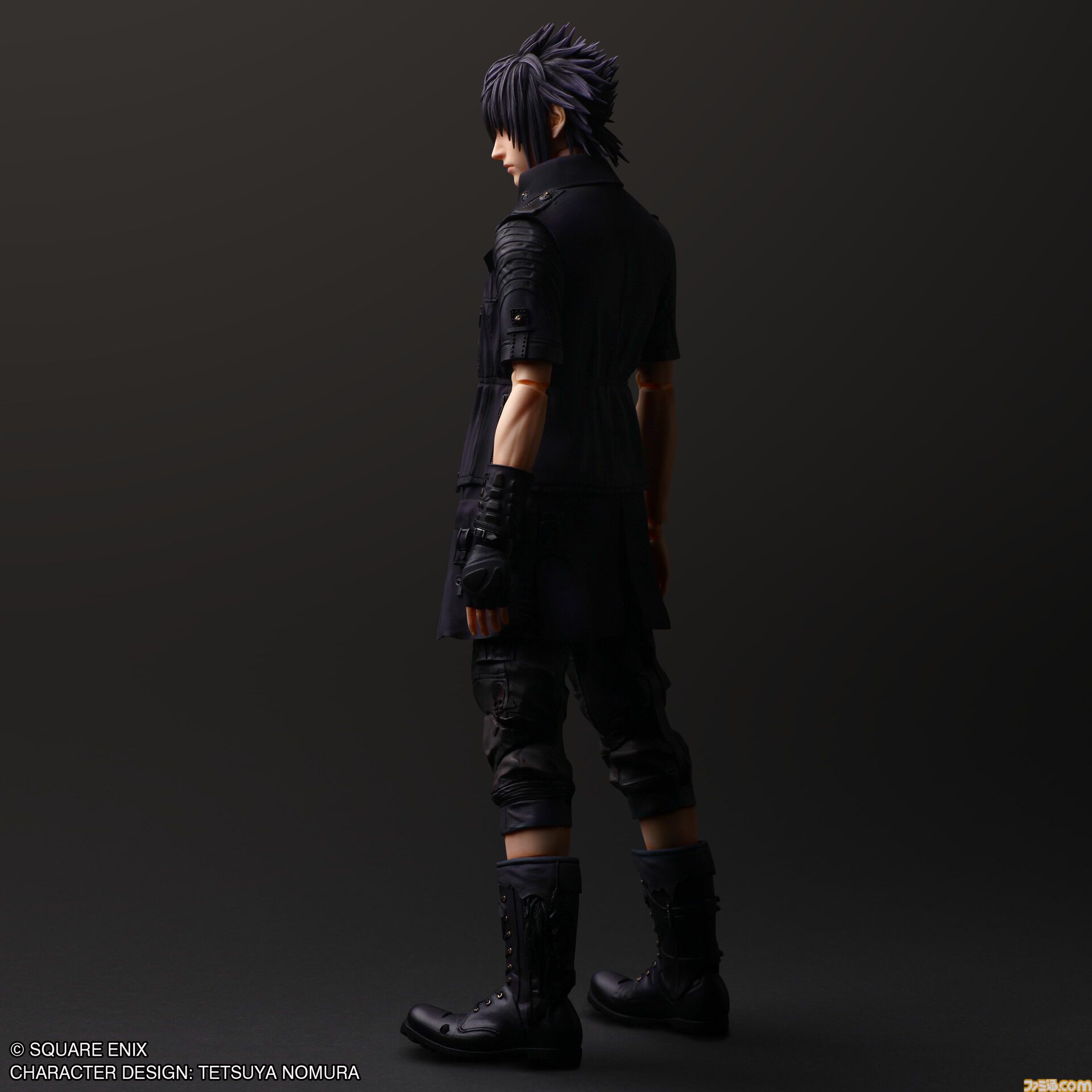 FF15』ノクティスの“PLAY ARTS 真”が発売決定。エンジンブレードや王の