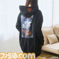 『キングダム ハーツ』ハロウィンタウンのブルゾン、ロングフーディ、ナイロンコートが2月1日発売。ソラ、ドナルド、グーフィーをデザイン