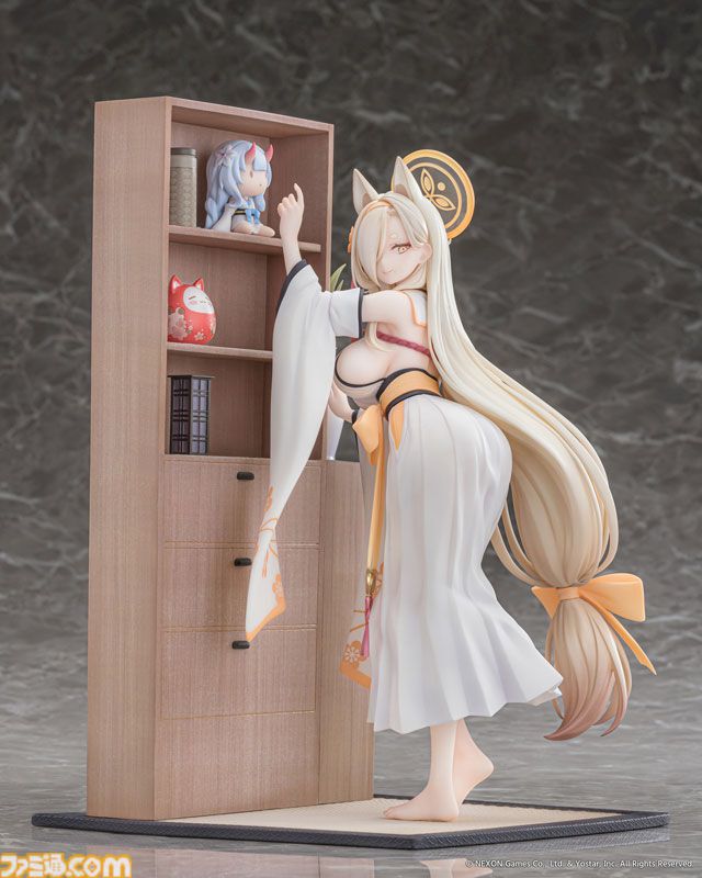 ブルアカ』カホのメモリアルロビーシーンを再現した1/7スケール