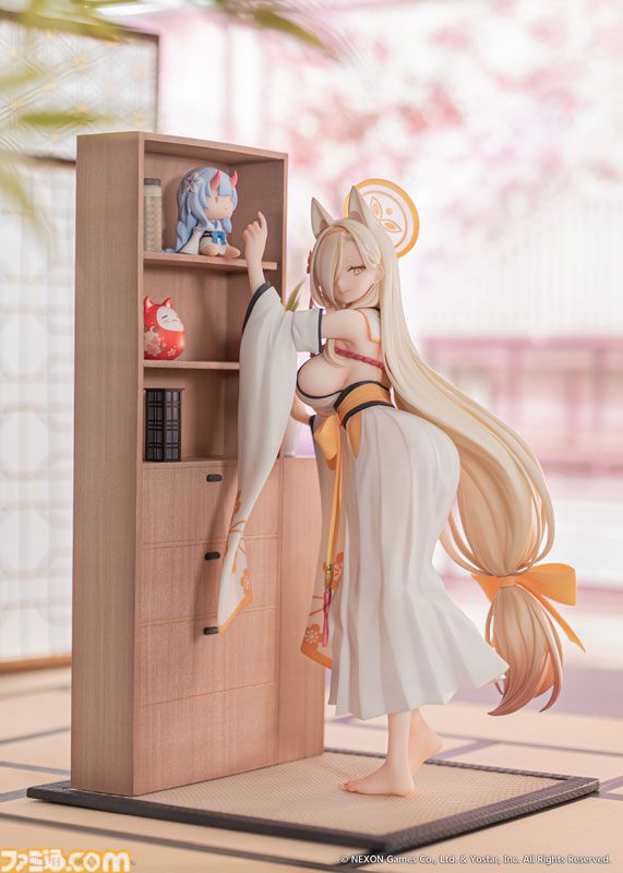 ブルアカ』カホのメモリアルロビーシーンを再現した1/7スケール