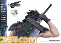 『FF7リバース』ザックスの高級フィギュア（26万4000円）予約開始。あわせて『FF7』のローポリ姿（3300円）もフィギュアに