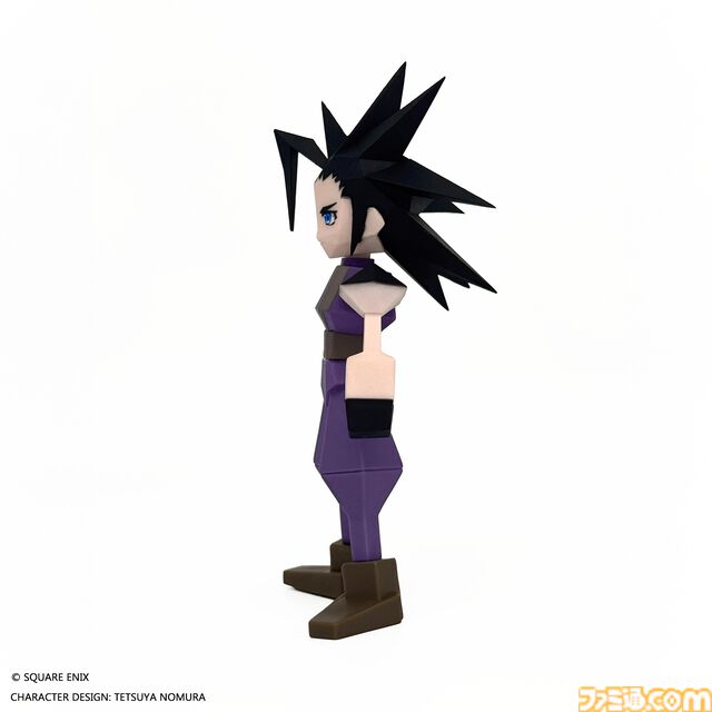『FF7リバース』ザックスの高級フィギュア（26万4000円）予約開始。あわせて『FF7』のローポリ姿（3300円）もフィギュアに