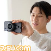 スマホの熱上昇を防ぐ“ペルチェ式スマホクーラー”が登場。付属のメタルプレートを貼るとMagSafe非対応の機種でも使用可能