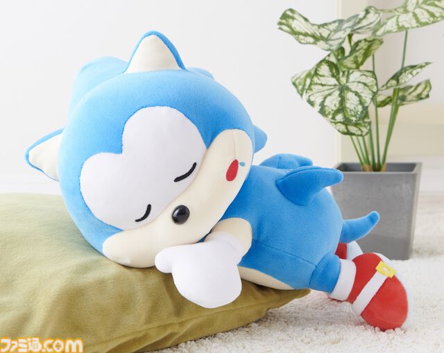『ソニック＆フレンズ』もちっとしたぬいぐるみがかわいい。武将の姿をモチーフにした“戦国ソニック”シリーズなどゆるかわなオリジナルグッズが登場