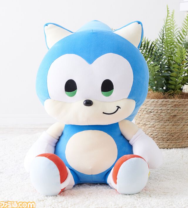 『ソニック＆フレンズ』もちっとしたぬいぐるみがかわいい。武将の姿をモチーフにした“戦国ソニック”シリーズなどゆるかわなオリジナルグッズが登場