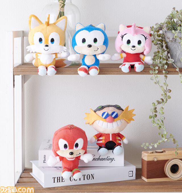 『ソニック＆フレンズ』もちっとしたぬいぐるみがかわいい。武将の姿をモチーフにした“戦国ソニック”シリーズなどゆるかわなオリジナルグッズが登場