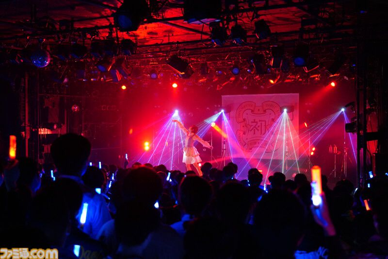 『学マス』デビューライブツアー“初陣公演”（梅田）リポート。美鈴の傲慢な1面が垣間見える新曲『ヨルニテ』初披露。春咲さんのツッコミが飛ぶMCがなんとも大阪っぽい公演に