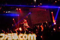 『学マス』デビューライブツアー“初陣公演”（梅田）リポート。美鈴の傲慢な1面が垣間見える新曲『ヨルニテ』初披露。春咲さんのツッコミが飛ぶMCがなんとも大阪っぽい公演に