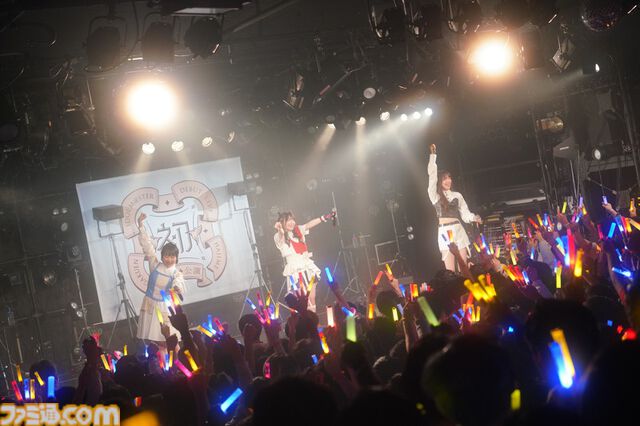 『学マス』デビューライブツアー“初陣公演”（梅田）リポート。美鈴の傲慢な1面が垣間見える新曲『ヨルニテ』初披露。春咲さんのツッコミが飛ぶMCがなんとも大阪っぽい公演に