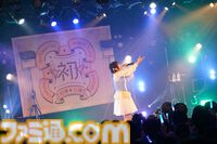 『学マス』デビューライブツアー“初陣公演”（梅田）リポート。美鈴の傲慢な1面が垣間見える新曲『ヨルニテ』初披露。春咲さんのツッコミが飛ぶMCがなんとも大阪っぽい公演に