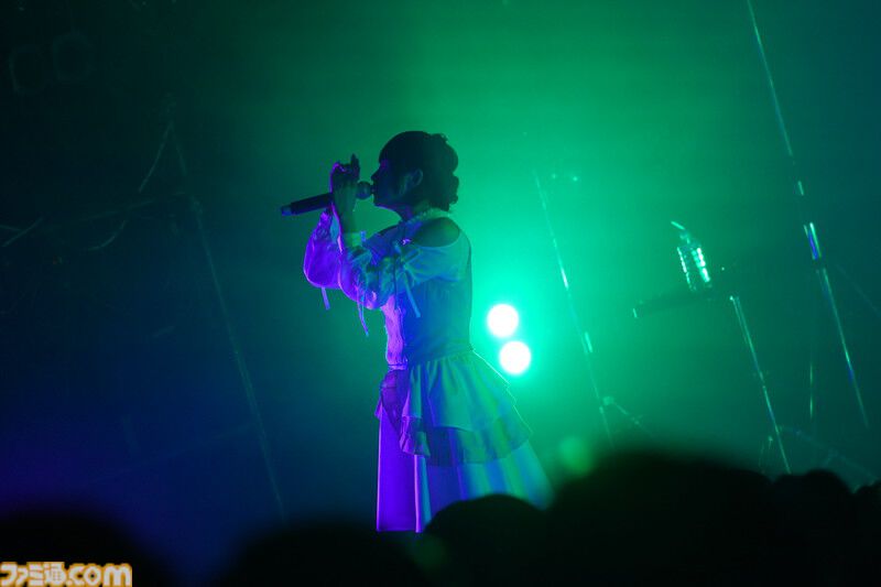 『学マス』デビューライブツアー“初陣公演”（梅田）リポート。美鈴の傲慢な1面が垣間見える新曲『ヨルニテ』初披露。春咲さんのツッコミが飛ぶMCがなんとも大阪っぽい公演に