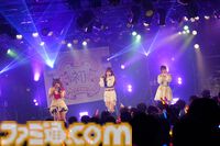 『学マス』デビューライブツアー“初陣公演”（梅田）リポート。美鈴の傲慢な1面が垣間見える新曲『ヨルニテ』初披露。春咲さんのツッコミが飛ぶMCがなんとも大阪っぽい公演に