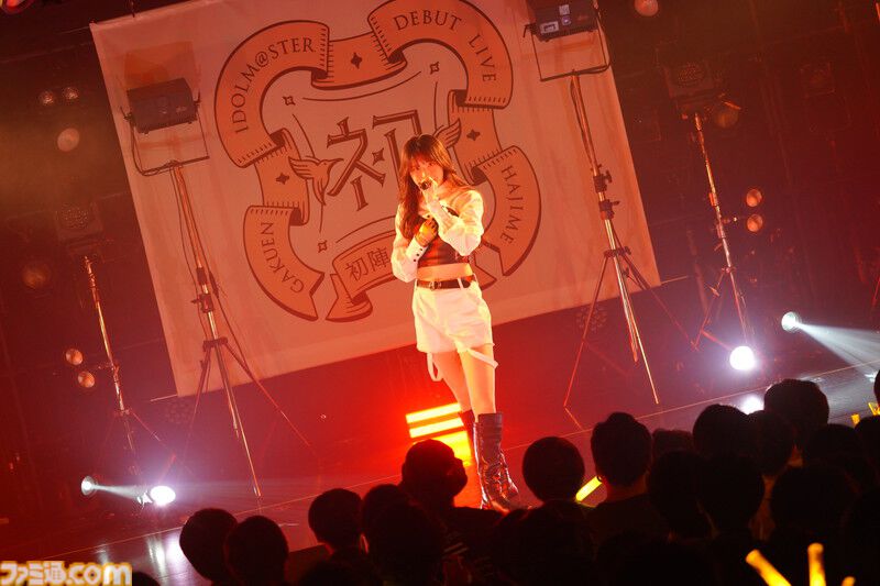 『学マス』デビューライブツアー“初陣公演”（梅田）リポート。美鈴の傲慢な1面が垣間見える新曲『ヨルニテ』初披露。春咲さんのツッコミが飛ぶMCがなんとも大阪っぽい公演に