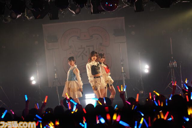 『学マス』デビューライブツアー“初陣公演”（梅田）リポート。美鈴の傲慢な1面が垣間見える新曲『ヨルニテ』初披露。春咲さんのツッコミが飛ぶMCがなんとも大阪っぽい公演に