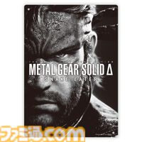 『メタルギア ソリッド デルタ』ファミ通DXパック 3Dクリスタルセットが予約開始。ネイキッド・スネークがデザインされたメタルサインやスタッキングマグが付属