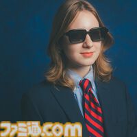 『MOTHER』“ジェフのメガネ”が2月18日11時に受注販売スタート。遊び心と実用性を両立したドットフレームと高級感あふれるサングラスの2種類