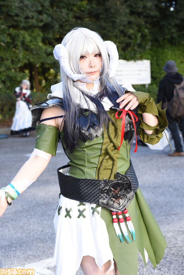 【コスプレ】『スト6』実装直後の不知火舞や『ドラクエ3リメイク』賢者、商人、遊び人も。『NIKKE』レッドシューズに『ベヨネッタ』もすてきな“ワンフェス2025[冬]”リポート