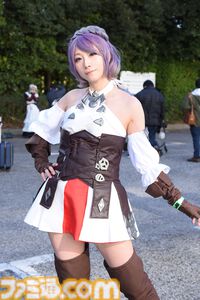 【コスプレ】『スト6』実装直後の不知火舞や『ドラクエ3リメイク』賢者、商人、遊び人も。『NIKKE』レッドシューズに『ベヨネッタ』もすてきな“ワンフェス2025[冬]”リポート