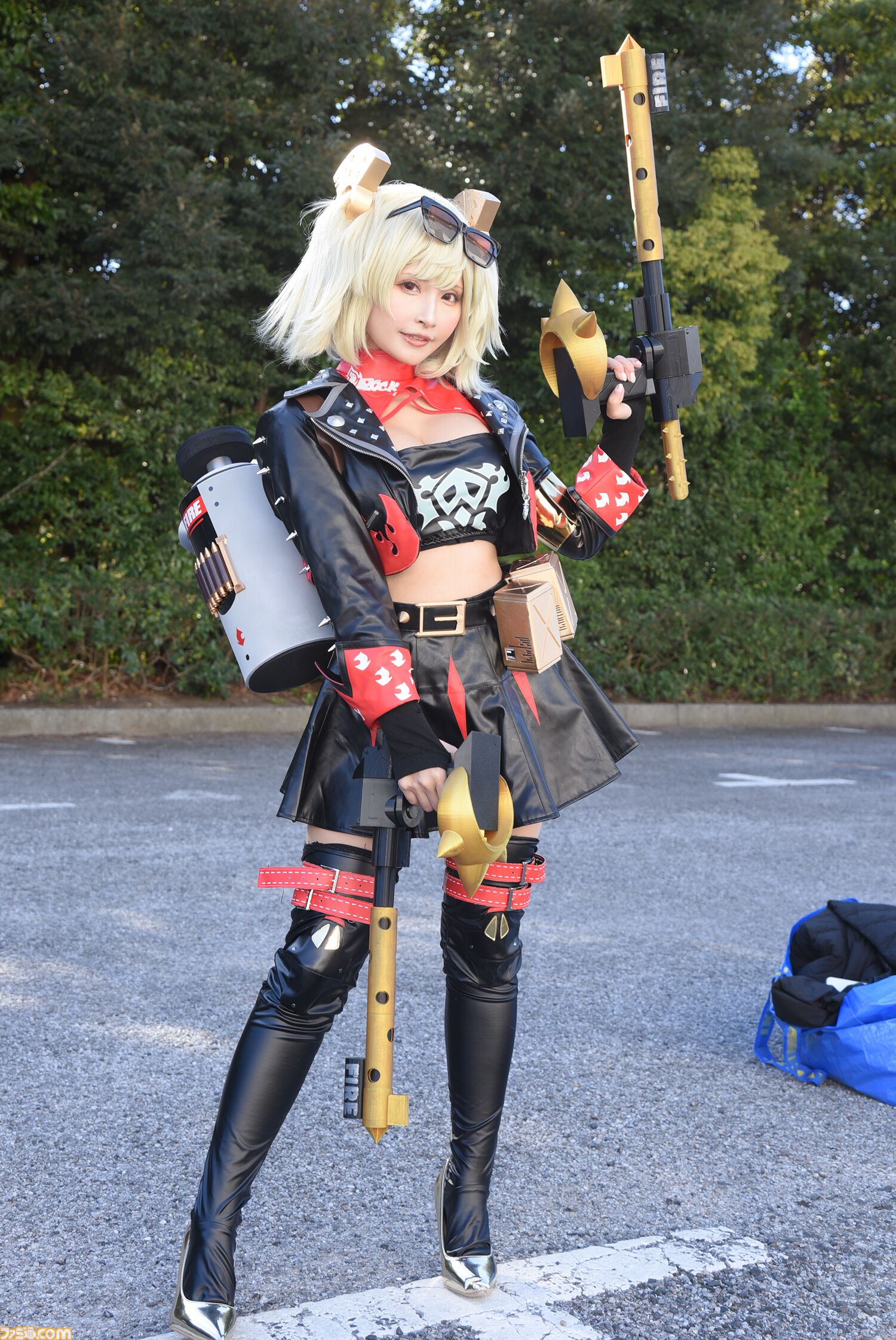 【コスプレ】『スト6』実装直後の不知火舞や『ドラクエ3リメイク』賢者、商人、遊び人も。『NIKKE』レッドシューズに『ベヨネッタ』もすてきな“ワンフェス2025[冬]”リポート
