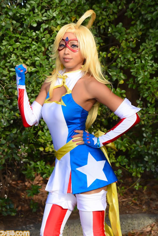 【コスプレ】『スト6』実装直後の不知火舞や『ドラクエ3リメイク』賢者、商人、遊び人も。『NIKKE』レッドシューズに『ベヨネッタ』もすてきな“ワンフェス2025[冬]”リポート
