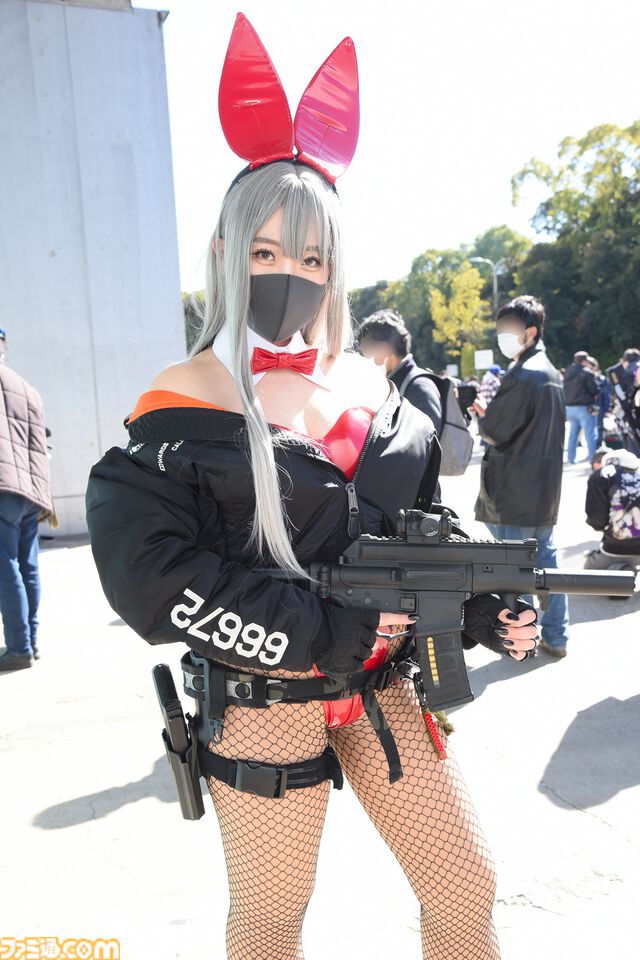 【コスプレ】『スト6』実装直後の不知火舞や『ドラクエ3リメイク』賢者、商人、遊び人も。『NIKKE』レッドシューズに『ベヨネッタ』もすてきな“ワンフェス2025[冬]”リポート