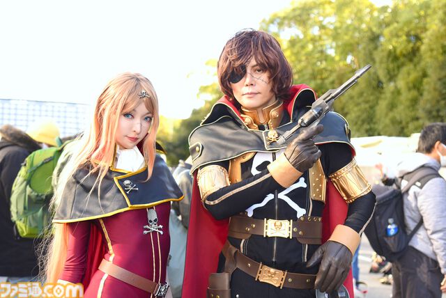 【コスプレ】『スト6』実装直後の不知火舞や『ドラクエ3リメイク』賢者、商人、遊び人も。『NIKKE』レッドシューズに『ベヨネッタ』もすてきな“ワンフェス2025[冬]”リポート