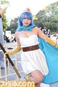 【コスプレ】『スト6』実装直後の不知火舞や『ドラクエ3リメイク』賢者、商人、遊び人も。『NIKKE』レッドシューズに『ベヨネッタ』もすてきな“ワンフェス2025[冬]”リポート