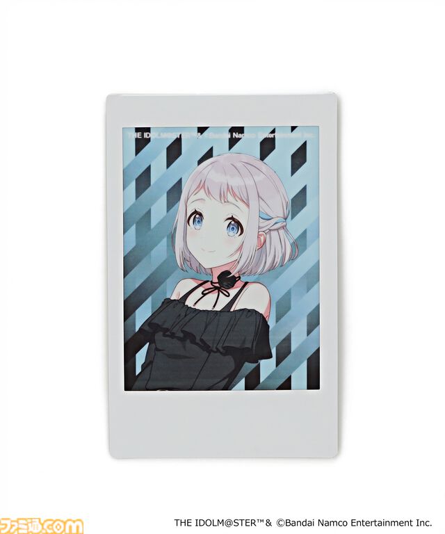 『学マス』初のZOZOコラボ。オリジナル衣装をまとった花海咲季、月村手毬、藤田ことね、葛城リーリヤ、紫雲清夏の描き下ろしTシャツ、ビッグアクスタなど登場。2月28日より受注開始
