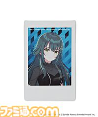 『学マス』初のZOZOコラボ。オリジナル衣装をまとった花海咲季、月村手毬、藤田ことね、葛城リーリヤ、紫雲清夏の描き下ろしTシャツ、ビッグアクスタなど登場。2月28日より受注開始