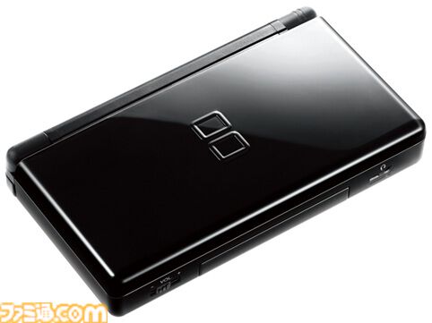 ニンテンドーDS Liteが発売された日。世界で9386万台を売り上げて社会現象となった大人気ハード【今日は何の日？】