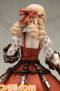 『ユニコーンオーバーロード』スカーレットのフィギュア予約受付が2月28日より開始。特徴的な赤いドレスが目を引く彼女の勇ましい姿を表現