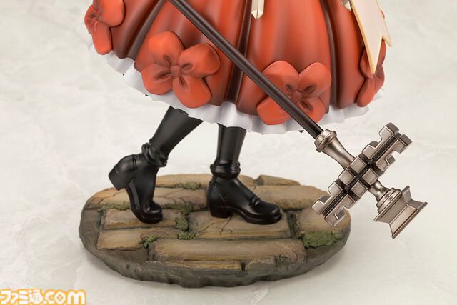 『ユニコーンオーバーロード』スカーレットのフィギュア予約受付が2月28日より開始。特徴的な赤いドレスが目を引く彼女の勇ましい姿を表現