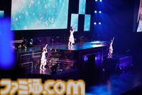 『シャニアニ』2nd seasonライブ“Over the prism”1日目リポート。劇中のハロウィンライブを再現したステージに懐かしの楽曲など、バラエティーに富むハッピーなステージに