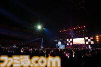 『シャニアニ』2nd seasonライブ“Over the prism”1日目リポート。劇中のハロウィンライブを再現したステージに懐かしの楽曲など、バラエティーに富むハッピーなステージに