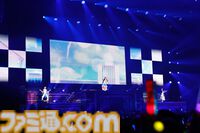 『シャニアニ』2nd seasonライブ“Over the prism”1日目リポート。劇中のハロウィンライブを再現したステージに懐かしの楽曲など、バラエティーに富むハッピーなステージに