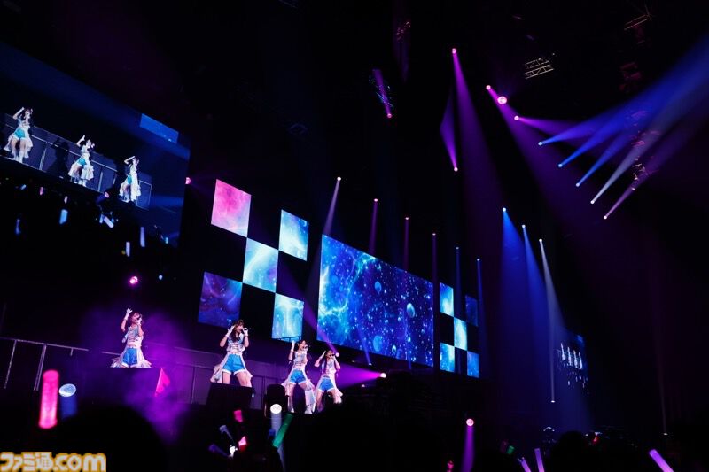 『シャニアニ』2nd seasonライブ“Over the prism”1日目リポート。劇中のハロウィンライブを再現したステージに懐かしの楽曲など、バラエティーに富むハッピーなステージに