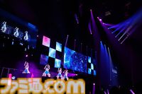 『シャニアニ』2nd seasonライブ“Over the prism”1日目リポート。劇中のハロウィンライブを再現したステージに懐かしの楽曲など、バラエティーに富むハッピーなステージに