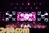 『シャニアニ』2nd seasonライブ“Over the prism”1日目リポート。劇中のハロウィンライブを再現したステージに懐かしの楽曲など、バラエティーに富むハッピーなステージに