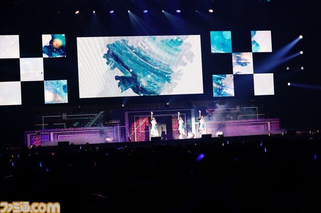 『シャニアニ』2nd seasonライブ“Over the prism”1日目リポート。劇中のハロウィンライブを再現したステージに懐かしの楽曲など、バラエティーに富むハッピーなステージに