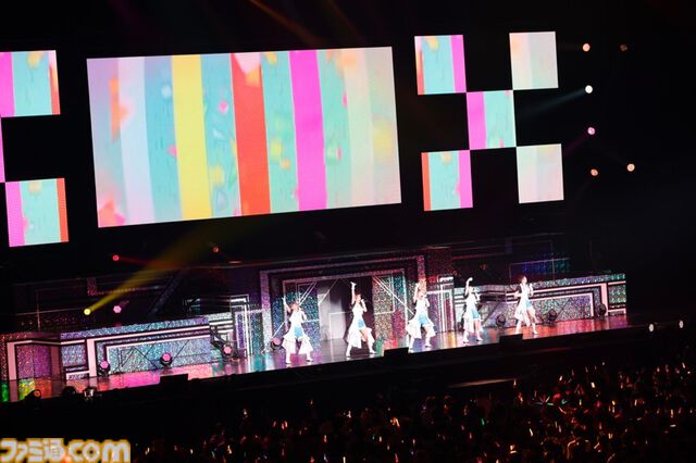 『シャニアニ』2nd seasonライブ“Over the prism”2日目リポート。『さあ舞い上がれ』、『橙より未来』、『ねぇ、ねぇ、ねぇ』などアニメの思い出を堪能できるドラマティックなステージに